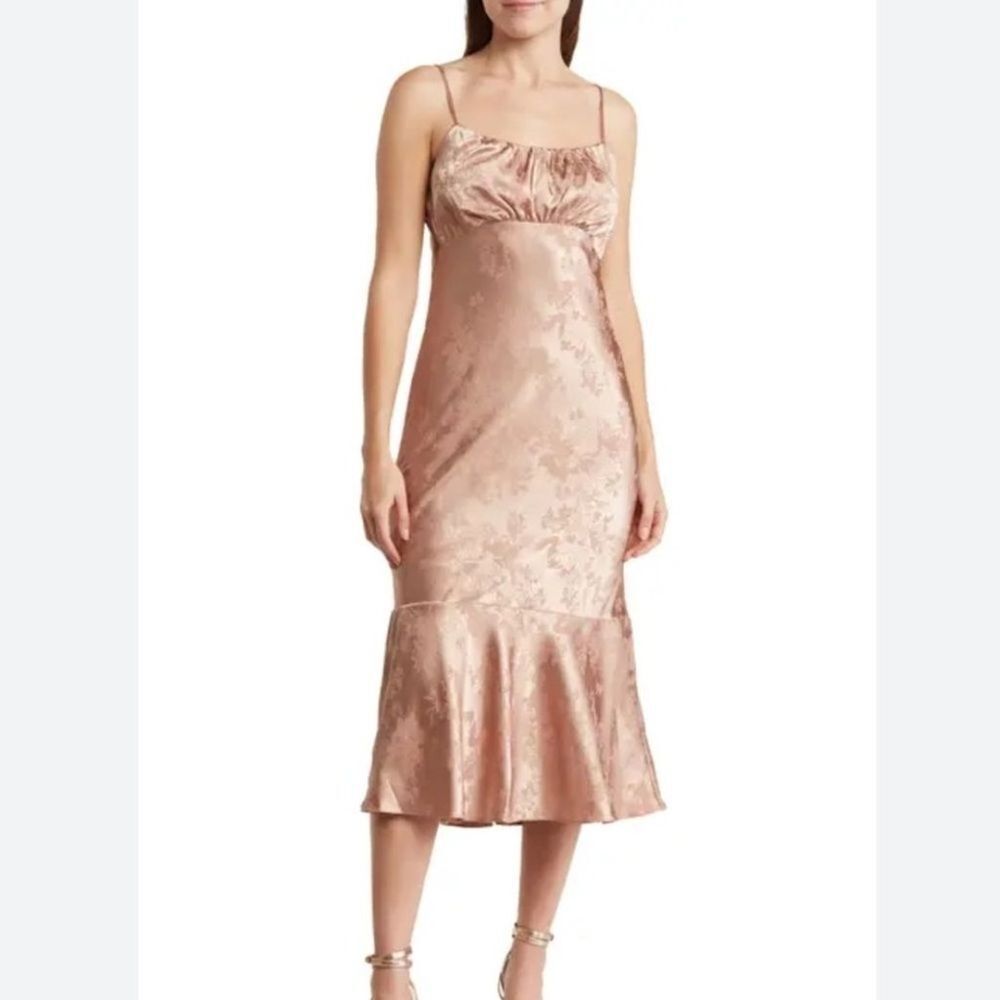 🆕 19 Cooper | SMALL | ROSE GOLD FLORAL PATTERN THIN STRAP DRESS